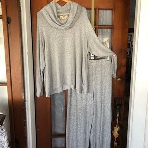 Cupio Gray Cowl Neck Top